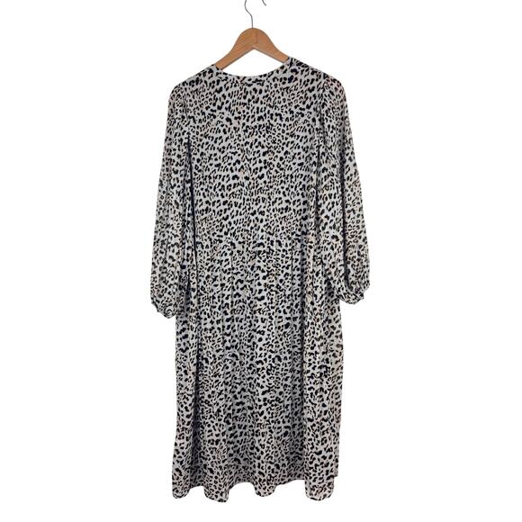 Banana Republic Pleated Midi Dress in Cheetah Print - Picture 6 of 6